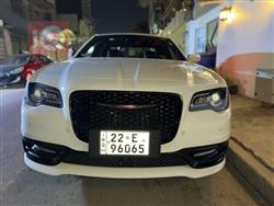 کرایسلەر 300